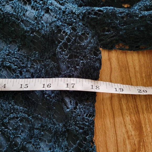 Sanctuary Shirt Women Size Medium Green Lace Lined Long Sleeve Classic Top - Picture 6 of 10